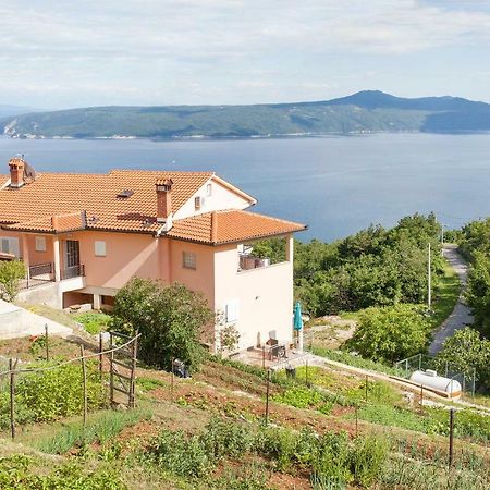 Apartmani Sandra Rovini Moscenice Exterior foto